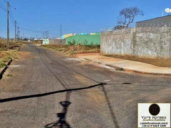 Imagem Imóvel à Venda, 360 m² em Residencial Lago De Cristal - Caldas Novas Imagem Imóvel à Venda, 360 m² em Residencial Lago De Cristal - Caldas Novas