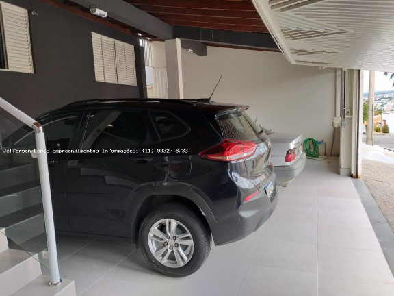 Imagem Casa com 3 Quartos à Venda, 229 m² em Jardim Celani - Salto