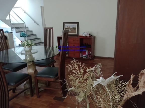 Imagem Casa com 3 Quartos à Venda, 254 m² em Jardim Caboré - São Paulo Imagem Casa com 3 Quartos à Venda, 254 m² em Jardim Caboré - São Paulo