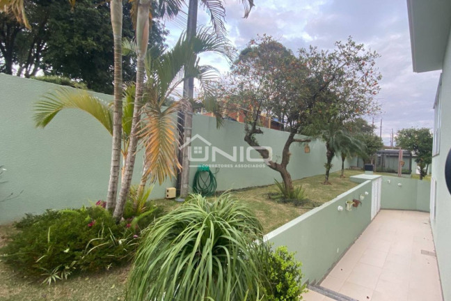 Imagem Casa com 5 Quartos à Venda, 450 m² em Pinheiros - Pato Branco Imagem Casa com 5 Quartos à Venda, 450 m² em Pinheiros - Pato Branco