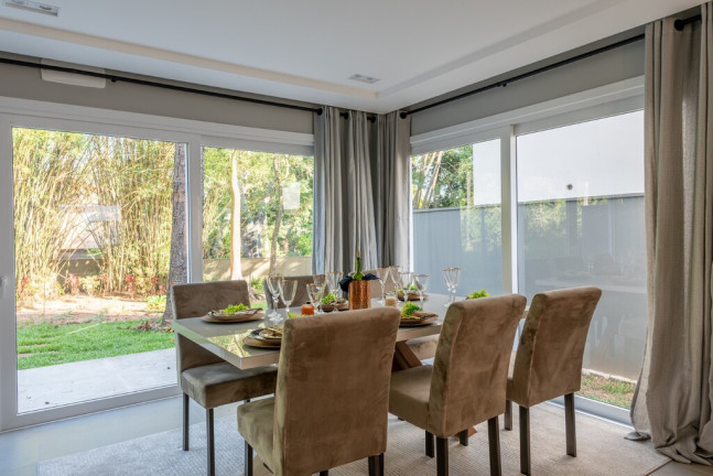 Imagem Casa de Condomínio com 3 Quartos à Venda, 300 m² em Ipanema - Porto Alegre Imagem Casa de Condomínio com 3 Quartos à Venda, 300 m² em Ipanema - Porto Alegre