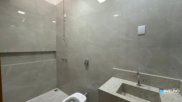 Imagem Casa com 3 Quartos à Venda, 129 m² em Parque Residencial Rita Vieira - Campo Grande