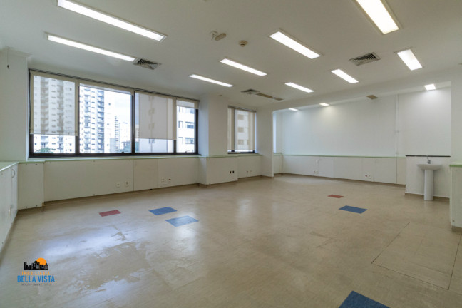 Imagem Sala Comercial à Venda, em Moema - São Paulo Imagem Sala Comercial à Venda, em Moema - São Paulo