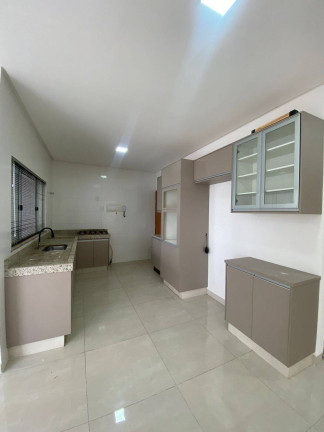 Imagem Casa com 3 Quartos à Venda, 100 m² em Residencial Vereda Dos Buritis - Goiânia Imagem Casa com 3 Quartos à Venda, 100 m² em Residencial Vereda Dos Buritis - Goiânia