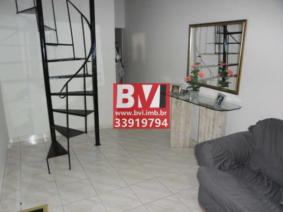 Imagem Casa com 2 Quartos à Venda, 51 m² em Vila Kosmos - Rio De Janeiro
