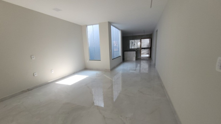 Imagem Casa com 3 Quartos à Venda, 150 m² em Planície Da Serra - Serra Imagem Casa com 3 Quartos à Venda, 150 m² em Planície Da Serra - Serra