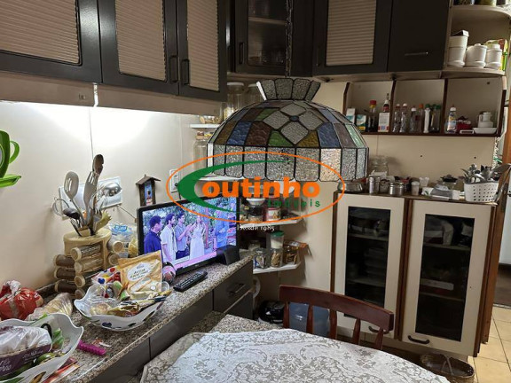 Imagem Apartamento com 4 Quartos à Venda, 138 m² em Maracanã - Rio De Janeiro Imagem Apartamento com 4 Quartos à Venda, 138 m² em Maracanã - Rio De Janeiro