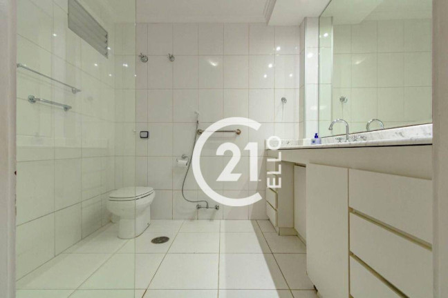 Imagem Apartamento com 3 Quartos à Venda, 166 m² em Itaim Bibi - São Paulo Imagem Apartamento com 3 Quartos à Venda, 166 m² em Itaim Bibi - São Paulo