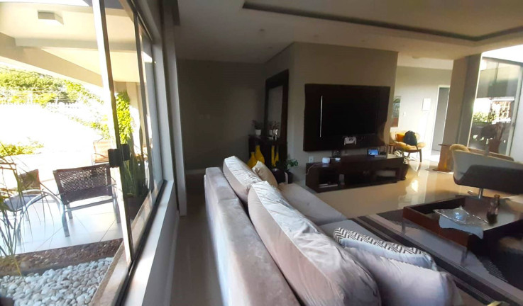 Imagem Casa com 2 Quartos à Venda, 238 m² em Centro - Itaqui Imagem Casa com 2 Quartos à Venda, 238 m² em Centro - Itaqui