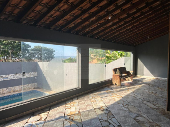 Imagem Casa com 3 Quartos à Venda, 402 m² Imagem Casa com 3 Quartos à Venda, 402 m²