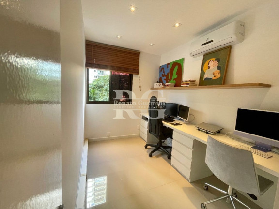 Imagem Apartamento com 2 Quartos à Venda, 67 m² em Barra Da Tijuca - Rio De Janeiro