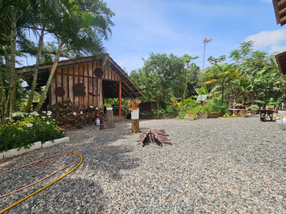 Imagem Casa com 3 Quartos à Venda, 210 m² em Balneário Barra Do Sul Imagem Casa com 3 Quartos à Venda, 210 m² em Balneário Barra Do Sul