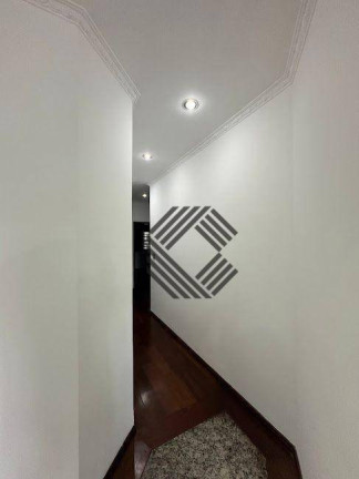 Imagem Casa com 3 Quartos à Venda, 214 m² em Jardim Emília - Sorocaba Imagem Casa com 3 Quartos à Venda, 214 m² em Jardim Emília - Sorocaba