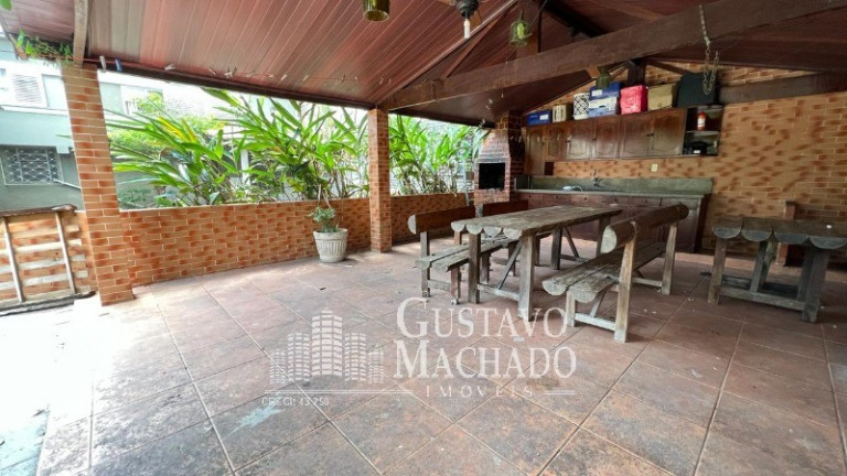 Imagem Casa com 3 Quartos à Venda, 300 m² em Laranjal - Volta Redonda Imagem Casa com 3 Quartos à Venda, 300 m² em Laranjal - Volta Redonda