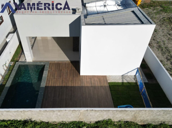 Imagem Casa com 3 Quartos à Venda, 300 m² em Pedras De Fogo - Pedras De Fogo Imagem Casa com 3 Quartos à Venda, 300 m² em Pedras De Fogo - Pedras De Fogo