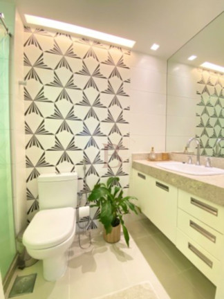 Imagem Imóvel com 3 Quartos à Venda, 116 m² em Icaraí - Niterói Imagem Imóvel com 3 Quartos à Venda, 116 m² em Icaraí - Niterói