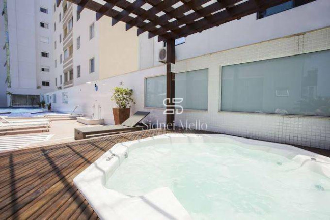 Imagem Cobertura com 4 Quartos à Venda, 400 m² em 2 Quadra Centro - Balneário Camboriú