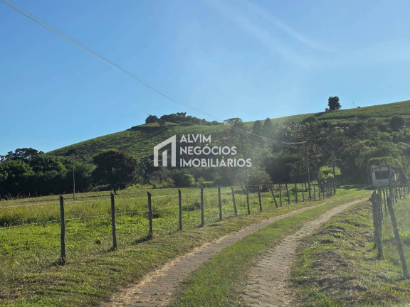 Imagem Chácara com 3 Quartos à Venda, 53.000 m² em Estrada Jardim - Itanhandu Imagem Chácara com 3 Quartos à Venda, 53.000 m² em Estrada Jardim - Itanhandu