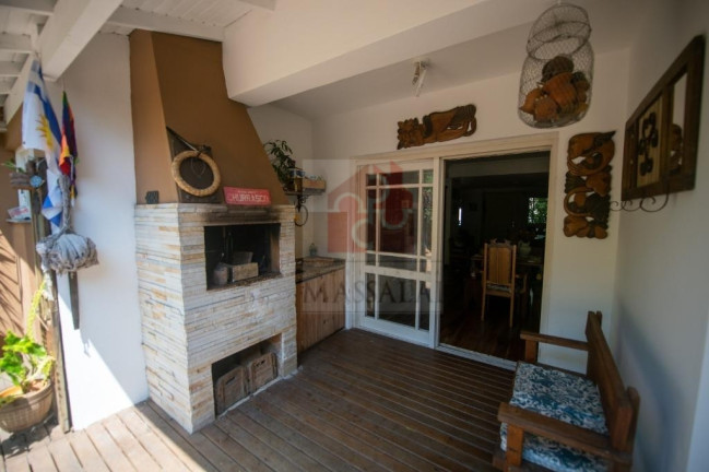 Imagem Casa com 3 Quartos à Venda, 139 m² em Serraria - Porto Alegre Imagem Casa com 3 Quartos à Venda, 139 m² em Serraria - Porto Alegre