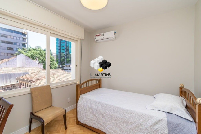 Imagem Apartamento com 3 Quartos à Venda, 120 m² em Moinhos De Vento - Porto Alegre Imagem Apartamento com 3 Quartos à Venda, 120 m² em Moinhos De Vento - Porto Alegre