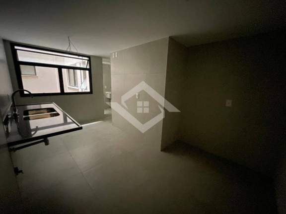 Imagem Apartamento com 3 Quartos à Venda, 164 m² em Lagoa - Rio De Janeiro Imagem Apartamento com 3 Quartos à Venda, 164 m² em Lagoa - Rio De Janeiro
