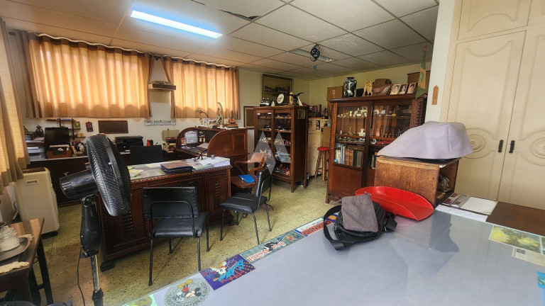 Imagem Casa com 5 Quartos à Venda, 500 m² em Embaré - Santos Imagem Casa com 5 Quartos à Venda, 500 m² em Embaré - Santos