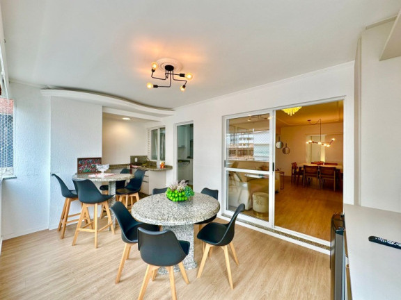 Imagem Apartamento com 3 Quartos à Venda, 105 m² em Centro - Balneário Camboriú