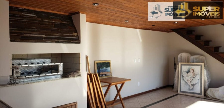 Imagem Casa com 3 Quartos à Venda, 300 m² em Centro - Pelotas