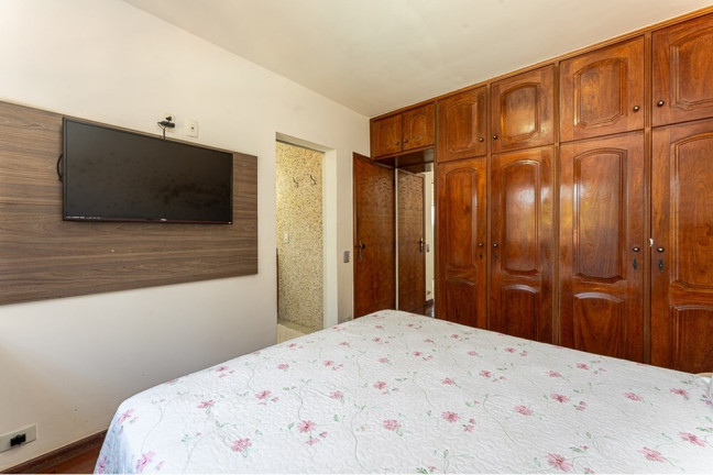 Imagem Casa com 6 Quartos à Venda, 708 m² em Granja Viana - Cotia Imagem Casa com 6 Quartos à Venda, 708 m² em Granja Viana - Cotia