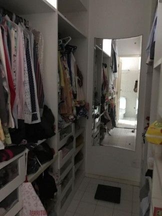 Imagem Casa com 4 Quartos à Venda, em Patamares - Salvador Imagem Casa com 4 Quartos à Venda, em Patamares - Salvador
