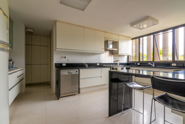 Imagem Casa com 4 Quartos para Alugar, 885 m² em Pacaembu - São Paulo