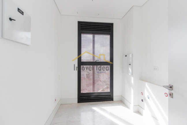 Imagem Apartamento com 2 Quartos à Venda, 122 m² em Batel - Curitiba