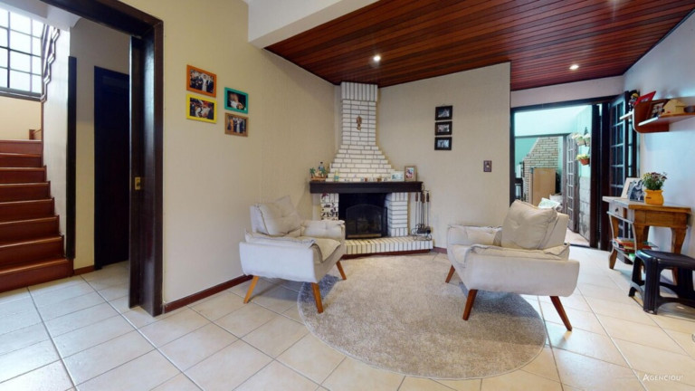 Imagem Imóvel com 3 Quartos à Venda, 327 m² em Ipanema - Porto Alegre Imagem Imóvel com 3 Quartos à Venda, 327 m² em Ipanema - Porto Alegre