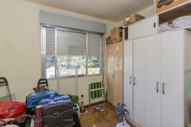Imagem Imóvel com 3 Quartos à Venda, em Jardim Lindóia - Porto Alegre Imagem Imóvel com 3 Quartos à Venda, em Jardim Lindóia - Porto Alegre