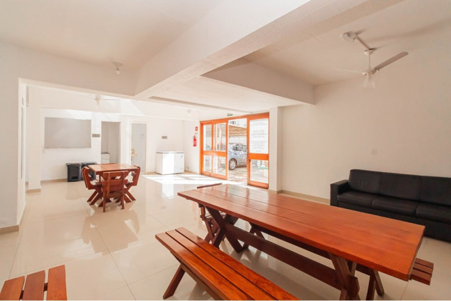 Imagem Imóvel com 2 Quartos à Venda, 67 m² em Teresópolis - Porto Alegre Imagem Imóvel com 2 Quartos à Venda, 67 m² em Teresópolis - Porto Alegre