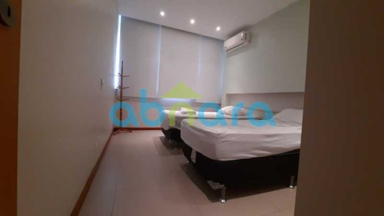 Imagem Apartamento com 3 Quartos à Venda, 155 m² em Copacabana - Rio De Janeiro