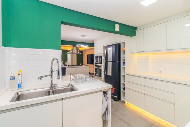 Imagem Imóvel com 3 Quartos à Venda, 109 m² em Centro Histórico - Porto Alegre Imagem Imóvel com 3 Quartos à Venda, 109 m² em Centro Histórico - Porto Alegre