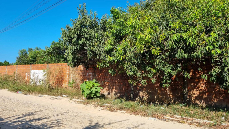Imagem Terreno à Venda, 1.750 m² em Aquiraz