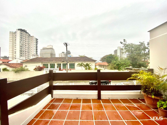 Imagem Casa com 3 Quartos à Venda, 220 m² em Estreito - Florianópolis
