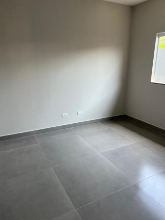 Imagem Casa com 3 Quartos à Venda, 125 m² em Parque Leblon - Londrina Imagem Casa com 3 Quartos à Venda, 125 m² em Parque Leblon - Londrina