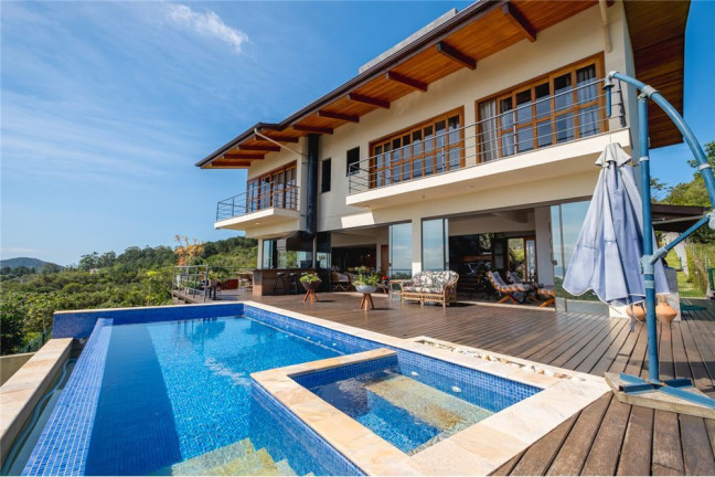 Imagem Casa com 3 Quartos à Venda, em João Paulo - Florianópolis Imagem Casa com 3 Quartos à Venda, em João Paulo - Florianópolis