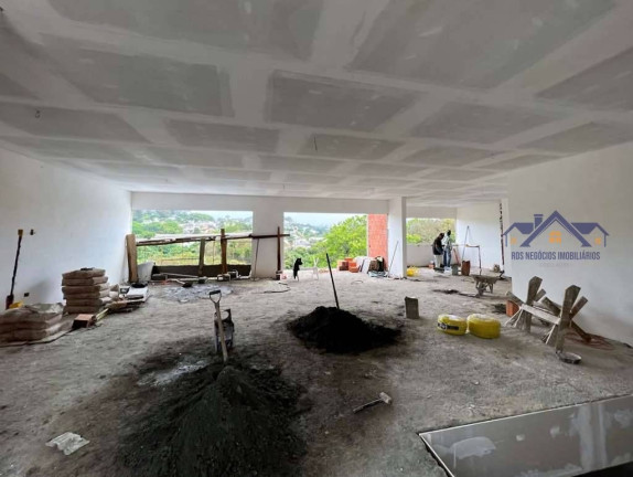 Imagem Casa com 4 Quartos à Venda, 400 m² em Golf Gardens - Carapicuíba Imagem Casa com 4 Quartos à Venda, 400 m² em Golf Gardens - Carapicuíba