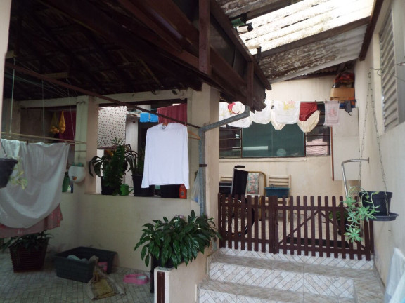 Imagem Casa com 4 Quartos à Venda, 182 m² em Parque Oratório - Santo André