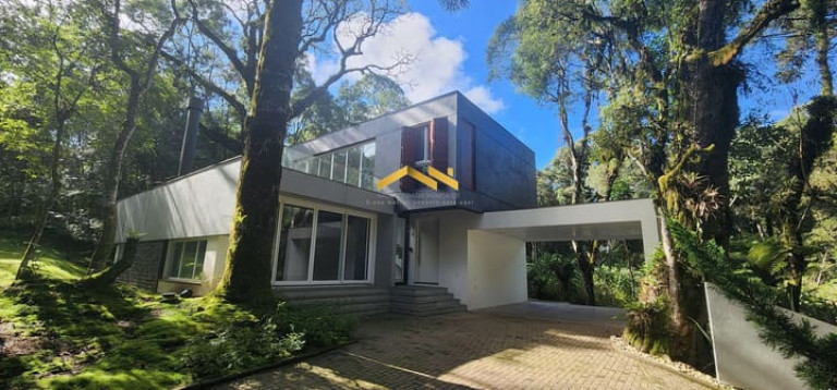Imagem Casa com 4 Quartos à Venda, 345 m² em Floresta - Gramado Imagem Casa com 4 Quartos à Venda, 345 m² em Floresta - Gramado
