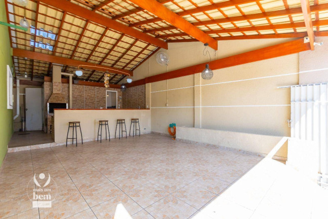 Imagem Sobrado com 3 Quartos à Venda, 220 m² em Portão - Curitiba