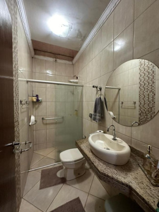 Imagem Casa com 3 Quartos à Venda, 152 m² em Jardim Imperial - Maringá Imagem Casa com 3 Quartos à Venda, 152 m² em Jardim Imperial - Maringá