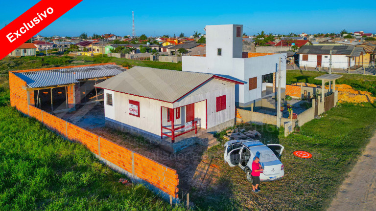 Imagem Casa com 2 Quartos à Venda, 56 m² em Zona Sul - Balneário Rincão Imagem Casa com 2 Quartos à Venda, 56 m² em Zona Sul - Balneário Rincão