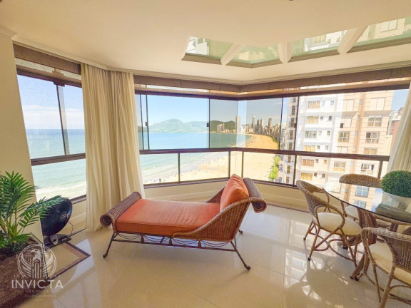 Imagem Apartamento com 3 Quartos à Venda, 179 m² em Centro - Balneário Camboriú Imagem Apartamento com 3 Quartos à Venda, 179 m² em Centro - Balneário Camboriú