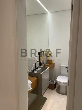 Imagem Casa com 4 Quartos à Venda, 240 m² em Moema - São Paulo Imagem Casa com 4 Quartos à Venda, 240 m² em Moema - São Paulo