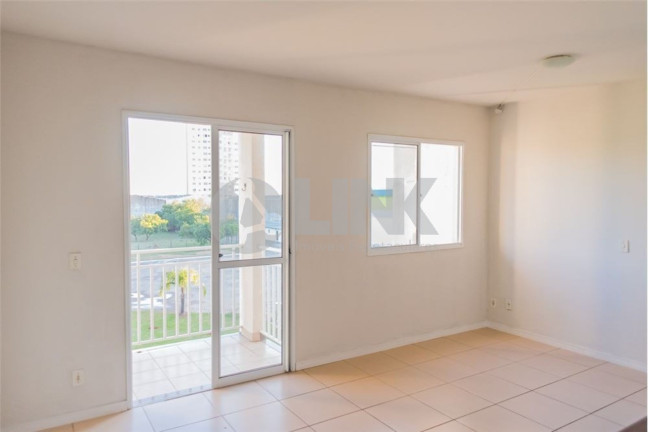 Imagem Apartamento com 3 Quartos à Venda, 67 m² em Humaitá - Porto Alegre Imagem Apartamento com 3 Quartos à Venda, 67 m² em Humaitá - Porto Alegre